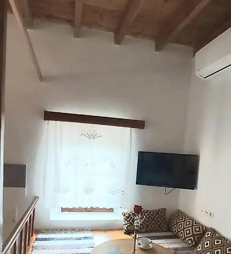 Small Traditional House In Asfendiou Kos *