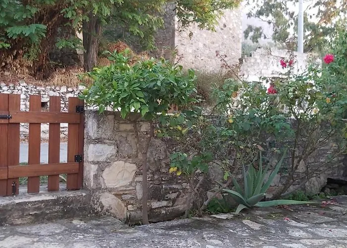 Small Traditional House In Asfendiou Kos Feriehus *