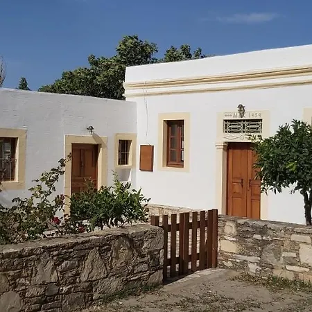 Hébergement de vacances Small Traditional House In Asfendiou Kos *